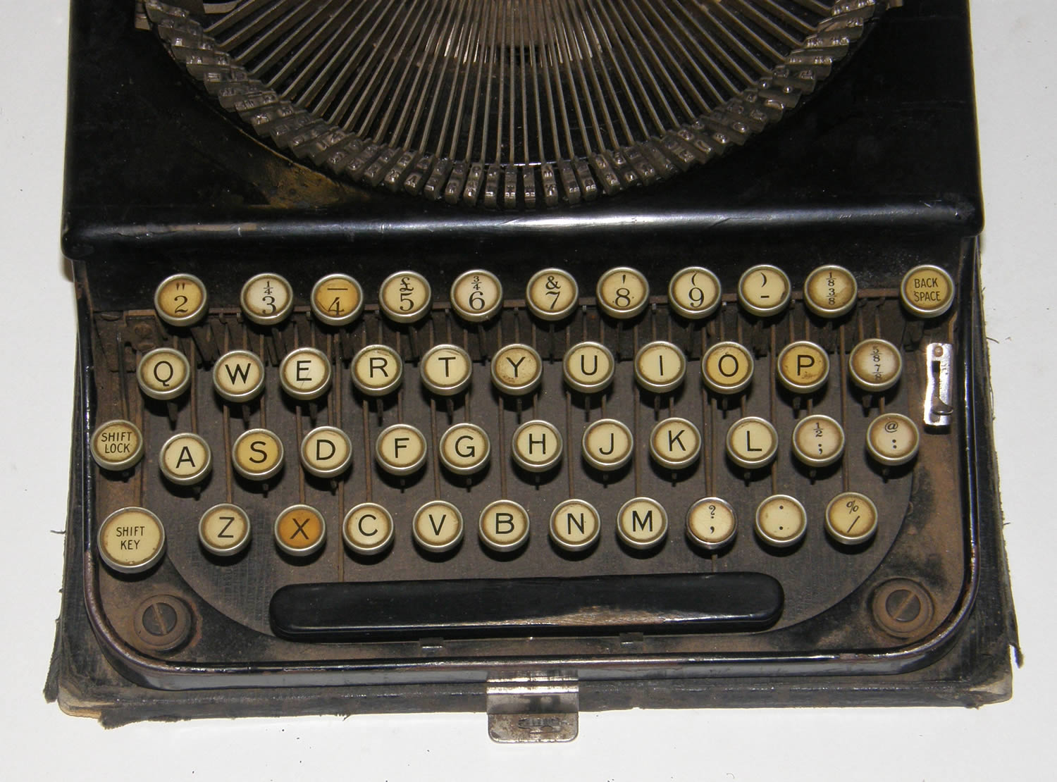 fineday typewriter keyboard